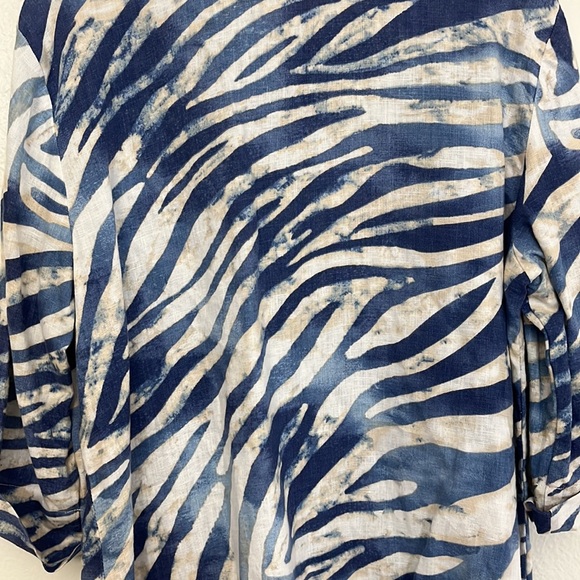 JM collection Woman’s zebra print Linen Blouse Sz 12 - Picture 11 of 11